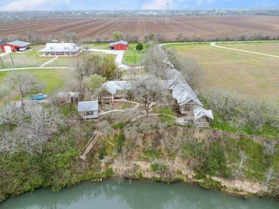 Private River Access | Pool+Hot Tub | Sleeps 24+