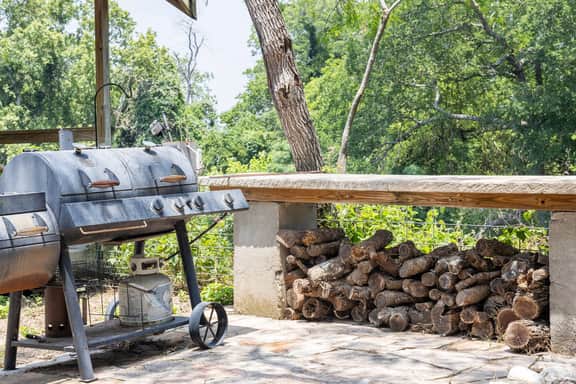 Private River Access | Pool+Hot Tub | Sleeps 24+